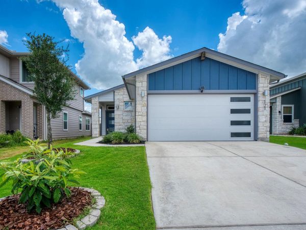 121 New Hampton WAY, San Marcos, TX 78666