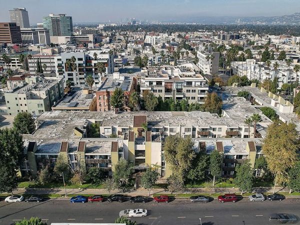 525 S Ardmore Avenue, Unit 222, Los Angeles, CA 90020