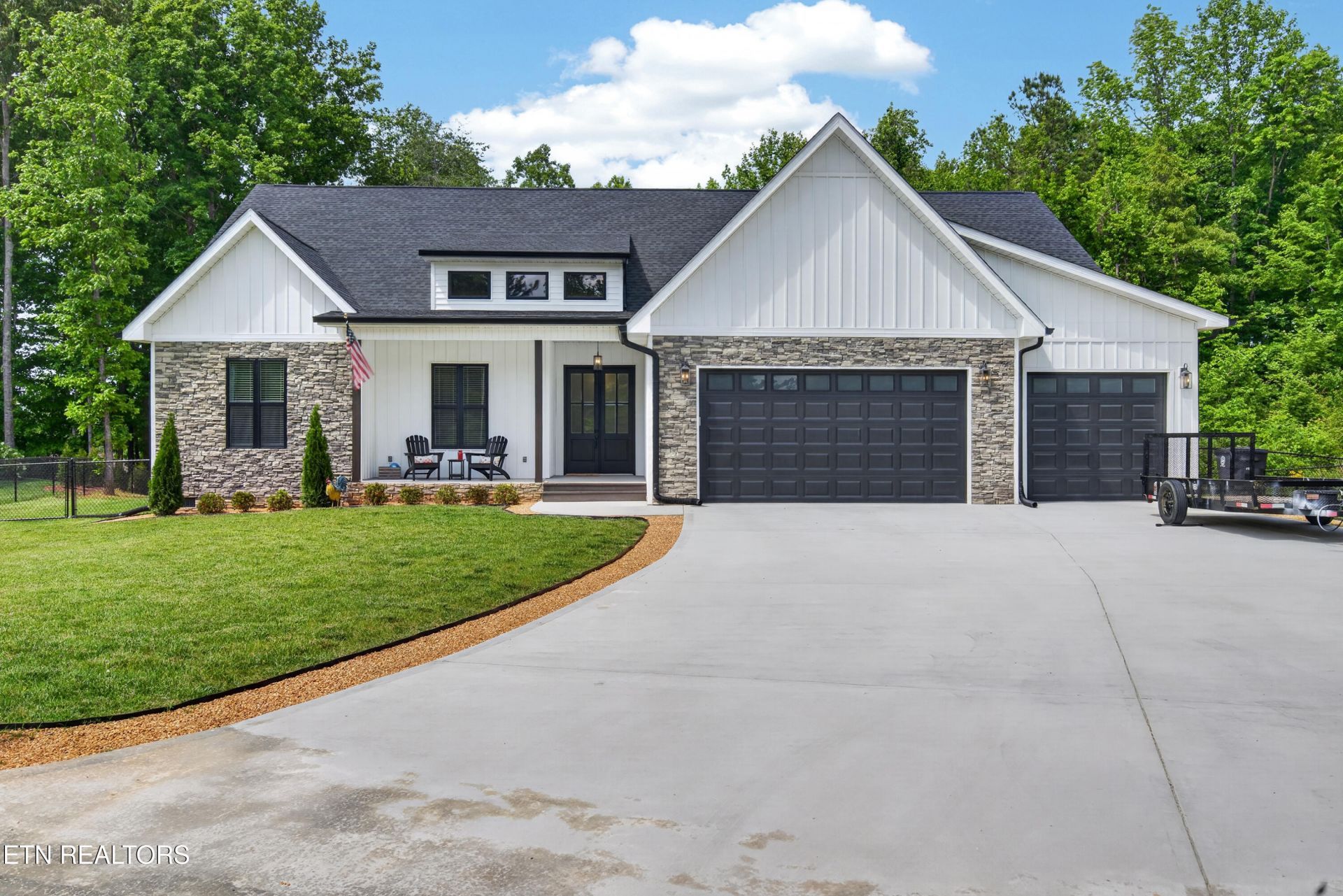 355 Shadows Lawn Drive, Athens, TN 37303 Main Photo
