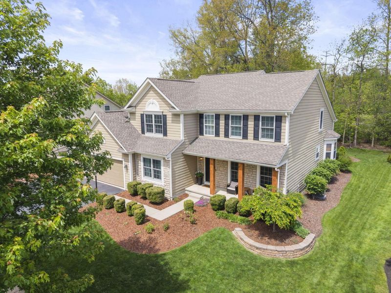 7675 High Wind Drive, Powell, OH 43065 Photo 4
