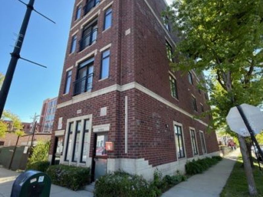 Main Photo
