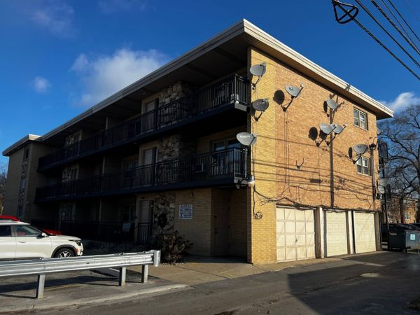 11903 Gregory Street , Unit 3, Blue Island, IL 60406