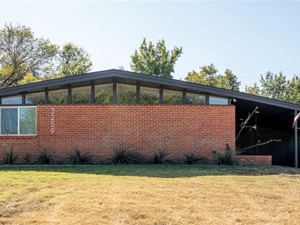3259 Binyon Street , Fort Worth, TX 76133