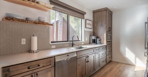 15310 Northwoods Boulevard, Truckee, CA 96161 Photo