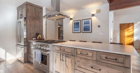 15310 Northwoods Boulevard, Truckee, CA 96161 Photo