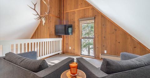 15310 Northwoods Boulevard, Truckee, CA 96161 Photo