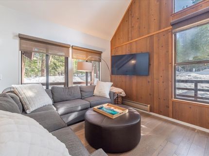 15310 Northwoods Boulevard, Truckee, CA 96161 Photo