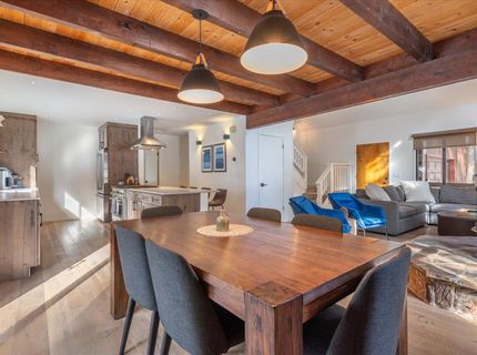 15310 Northwoods Boulevard, Truckee, CA 96161 Photo