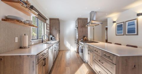 15310 Northwoods Boulevard, Truckee, CA 96161 Photo
