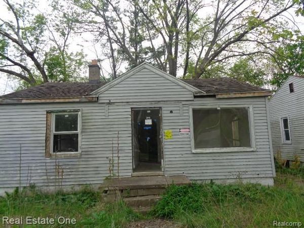 15772 Chatham Street, Detroit, MI 48223