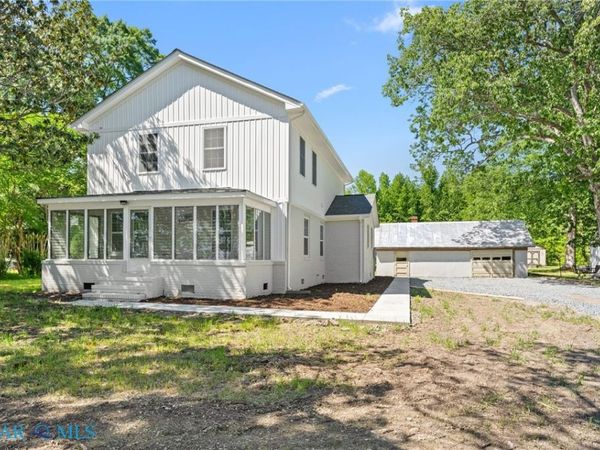 9481 Maryus Road, Hayes, VA 23072