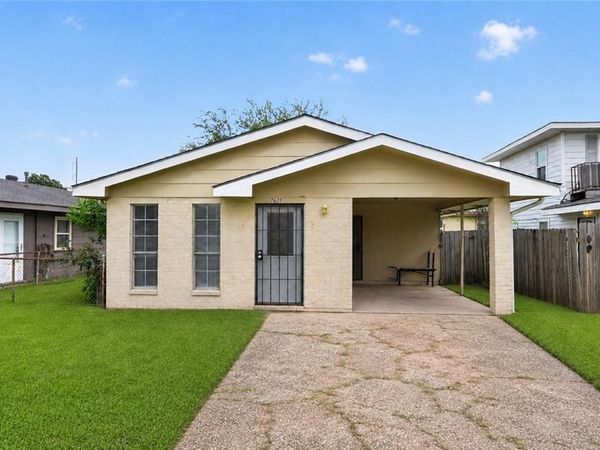 7601 SHOREWOOD Boulevard , New Orleans, LA 70128