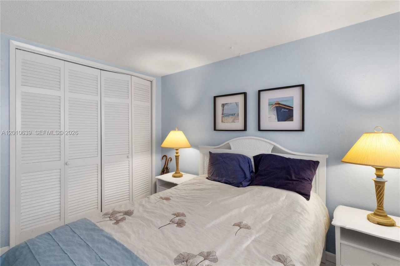 2600 Diana Dr, Unit 119, Hallandale Beach, FL 33009 Photo