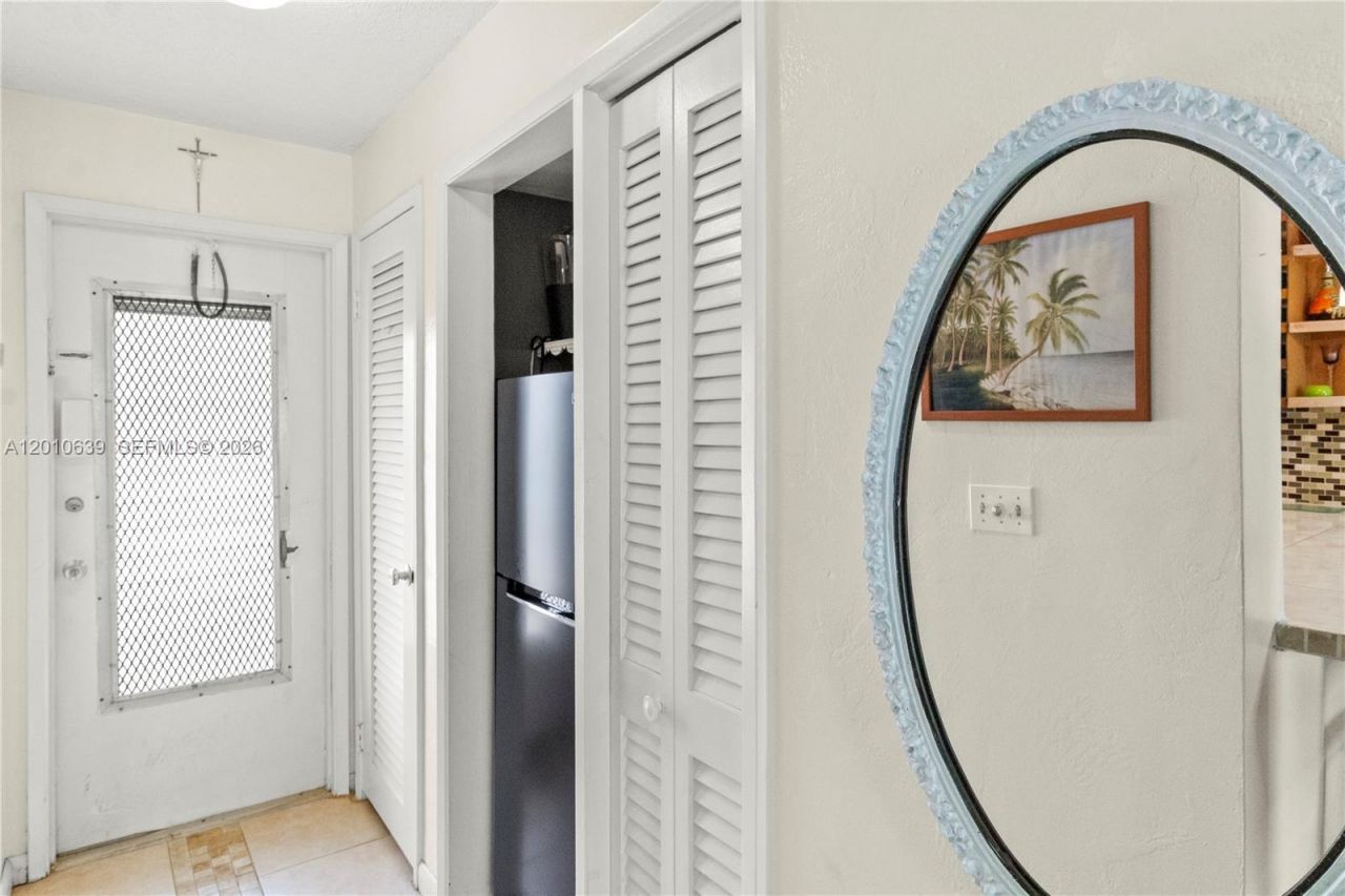 2600 Diana Dr, Unit 119, Hallandale Beach, FL 33009 Photo