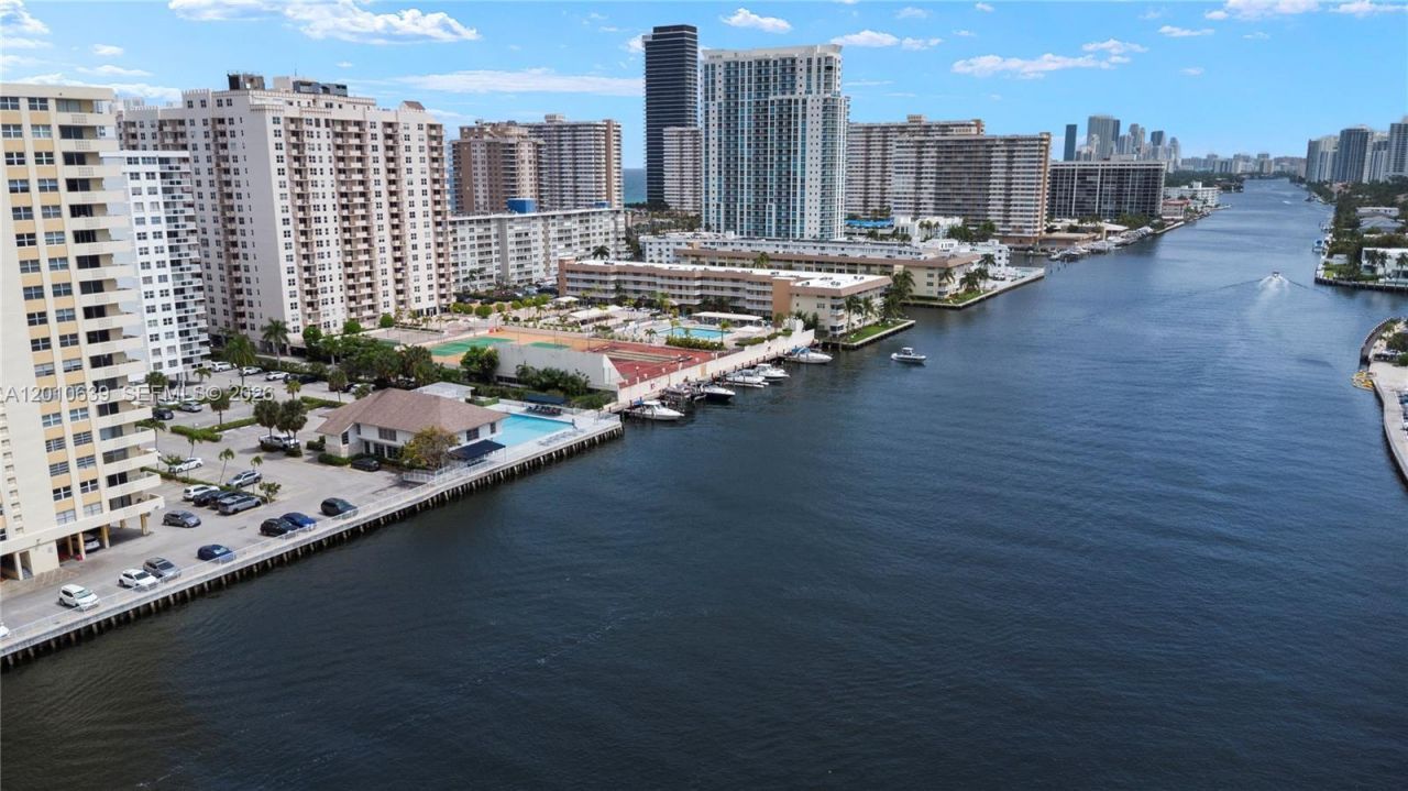 2600 Diana Dr, Unit 119, Hallandale Beach, FL 33009 Photo