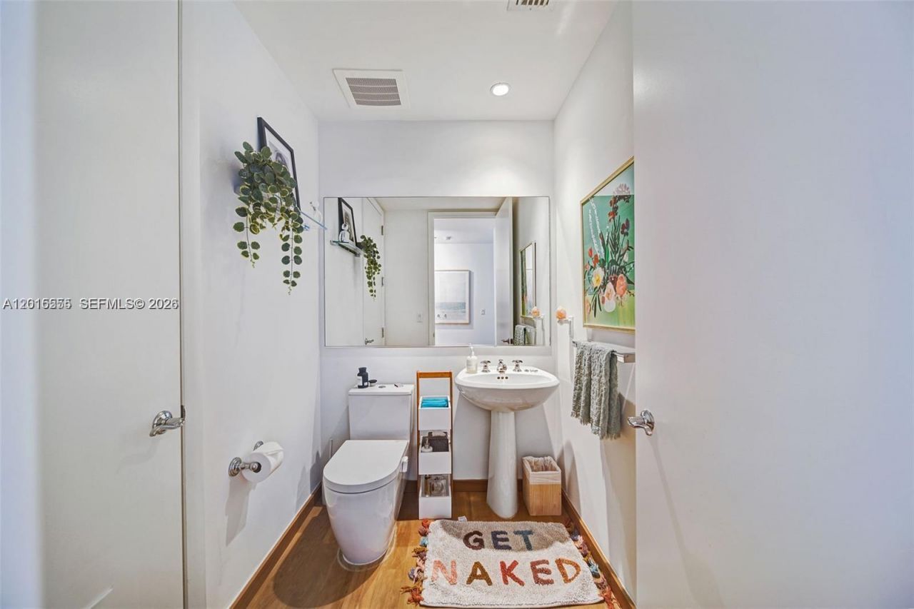 100 S Pointe Dr , Unit 1608, Miami Beach, FL 33139 Photo