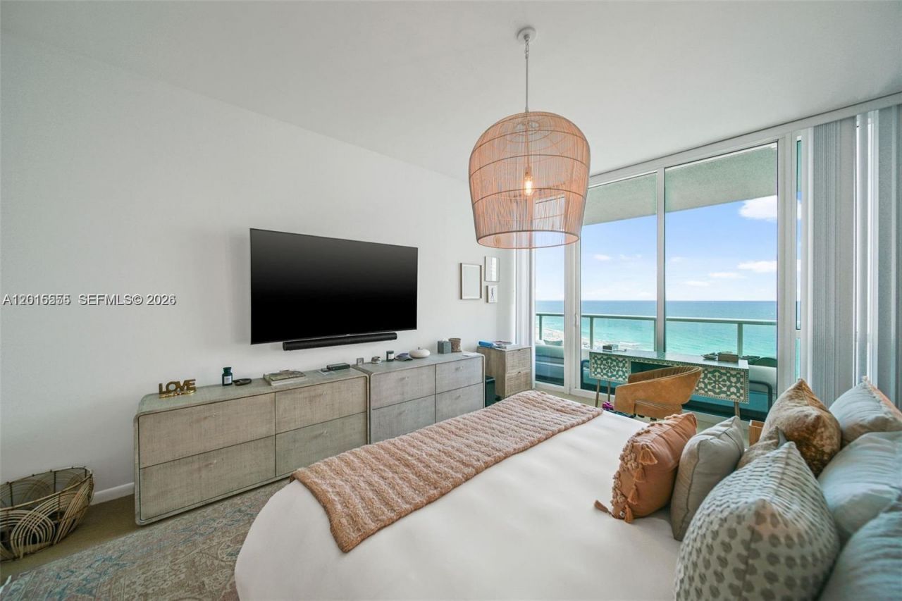 100 S Pointe Dr , Unit 1608, Miami Beach, FL 33139 Photo