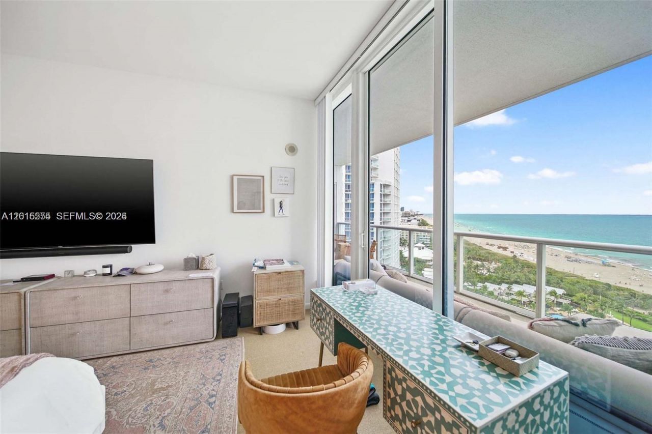 100 S Pointe Dr , Unit 1608, Miami Beach, FL 33139 Photo