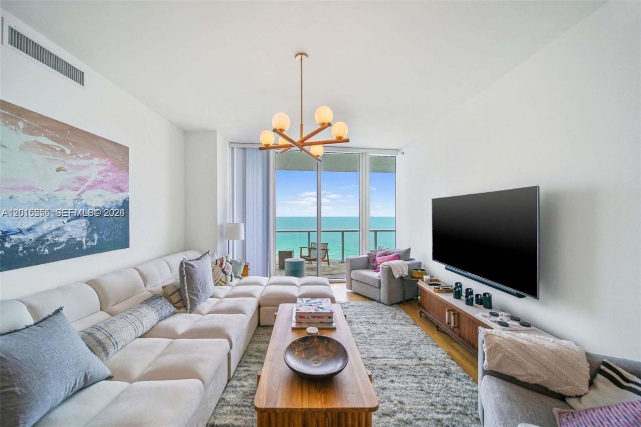 100 S Pointe Dr , Unit 1608, Miami Beach, FL 33139 Photo