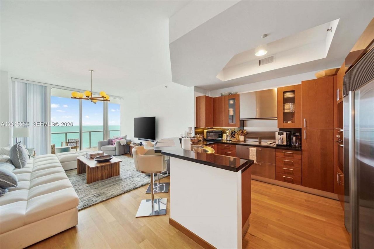100 S Pointe Dr , Unit 1608, Miami Beach, FL 33139 Photo