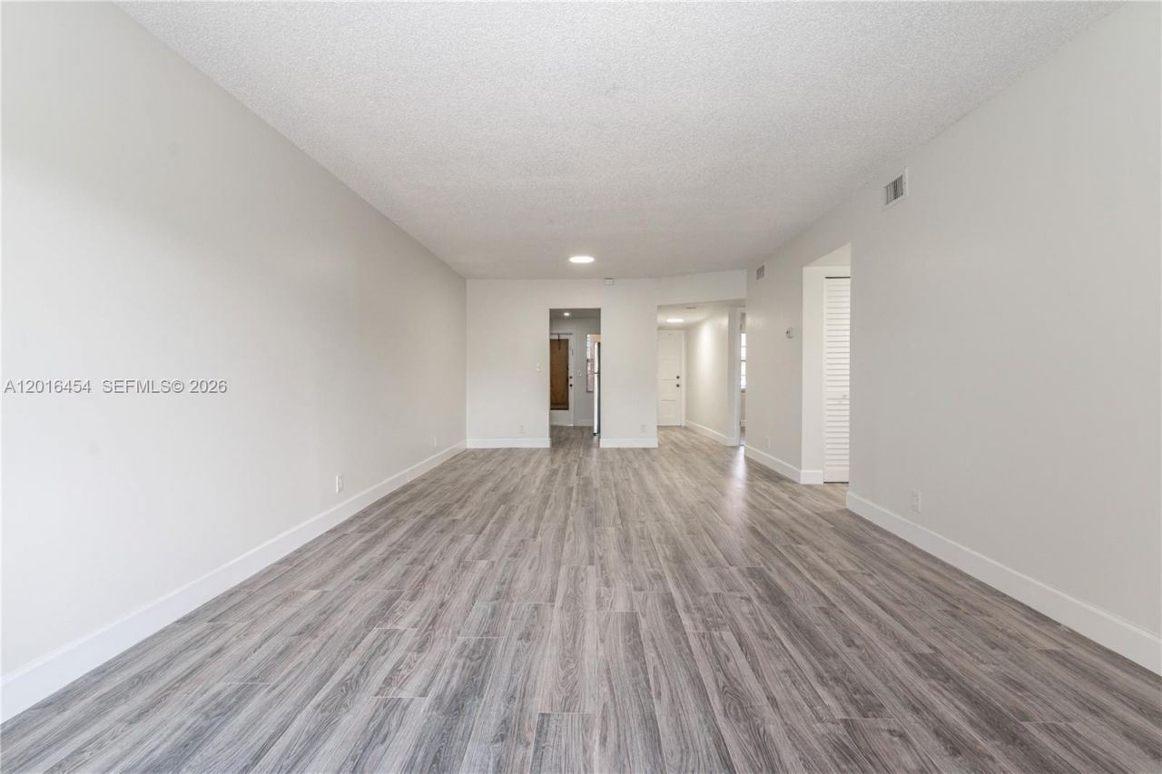 8705 NW 38th Dr , Unit 3A, Coral Springs, FL 33065 Photo