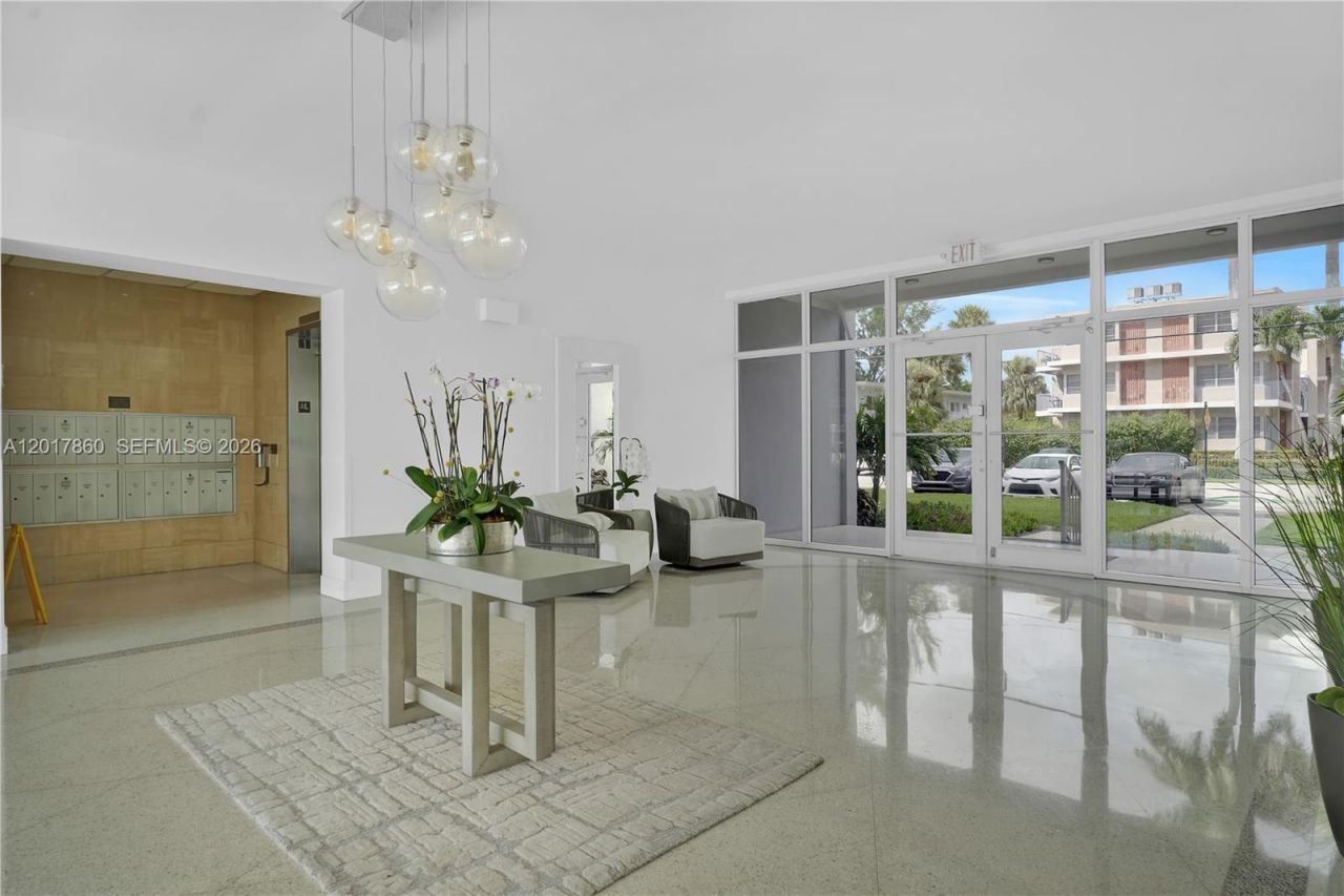 9381 E Bay Harbor Dr , Unit 301N, Bay Harbor Islands, FL 33154 Photo