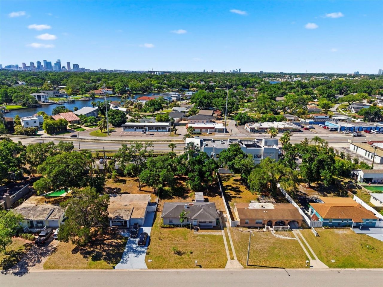 1712 W Ferris Avenue, Tampa, FL 33603 Photo
