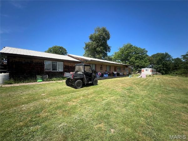 7687 Ripley Route A , Doniphan, MO 63935