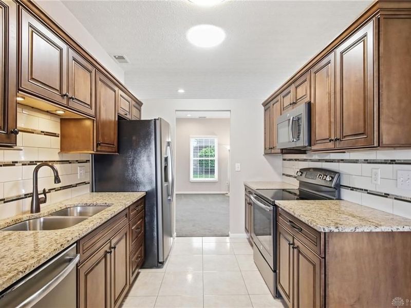 1754 Sulky Trail, Miamisburg, OH 45342 Photo 3