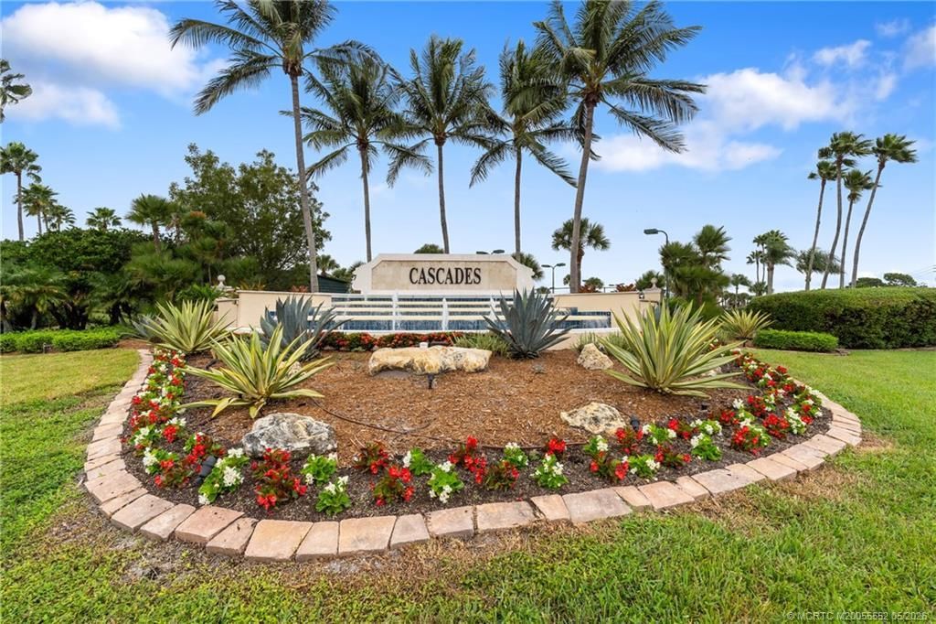 394 NW Springview Loop, Port Saint Lucie, FL 34986 Photo