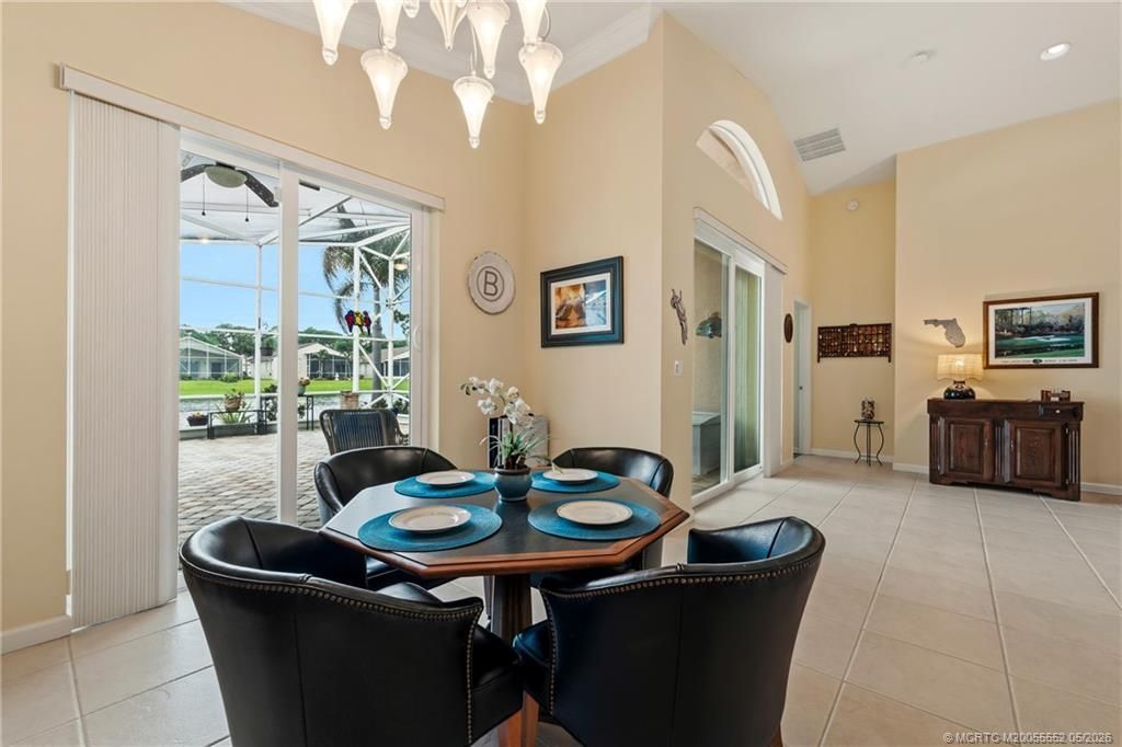 394 NW Springview Loop, Port Saint Lucie, FL 34986 Photo