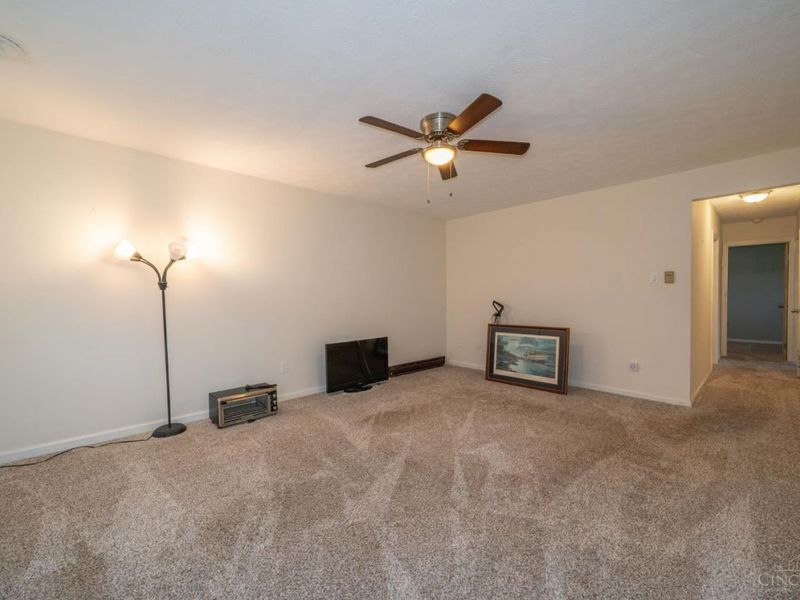 1972 John Street, Hamilton, OH 45011 Photo 4