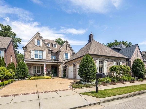 1702 PADINGTON PARK LN, Germantown, TN 38138