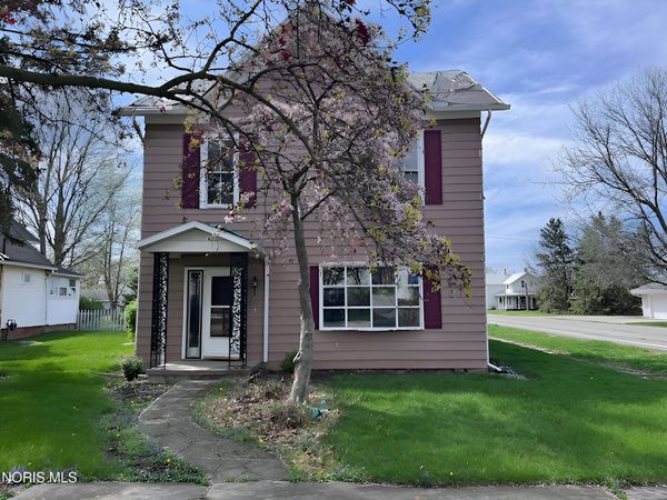 211 N Garfield Street , Bloomdale, OH 44817