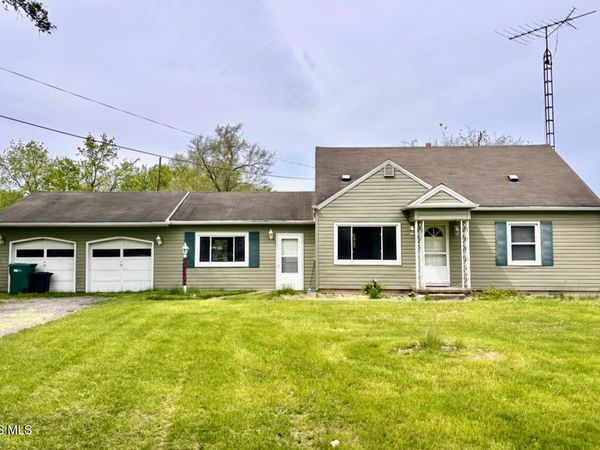 23105 W Edgefield Drive , Genoa, OH 43430