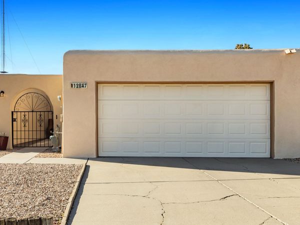 12847 Eastridge Drive NE, Albuquerque, NM 87112