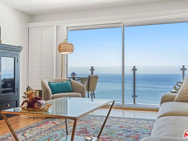 18203 Coastline Drive, Unit 4, Malibu, CA 90265