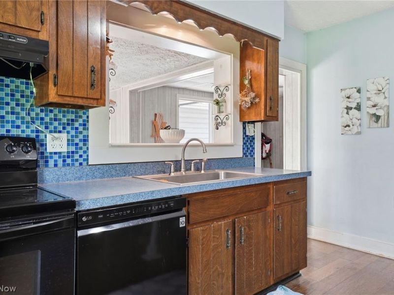 104 W Main Street, West Farmington, OH 44491 Photo 13