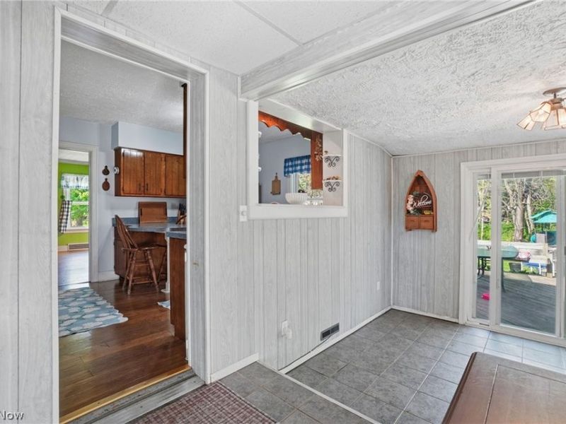 104 W Main Street, West Farmington, OH 44491 Photo 15