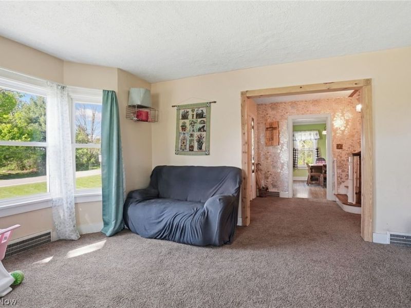 104 W Main Street, West Farmington, OH 44491 Photo 5