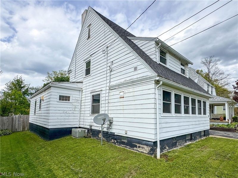552 E 8th Street, Salem, OH 44460 Photo 3