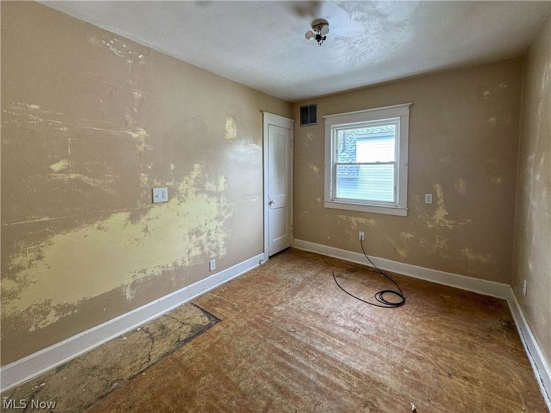 552 E 8th Street, Salem, OH 44460 Photo 31