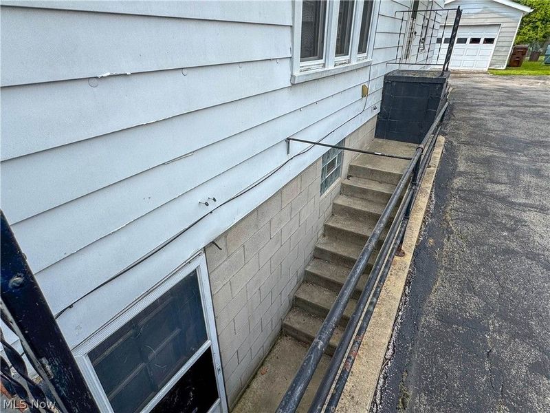 552 E 8th Street, Salem, OH 44460 Photo 39