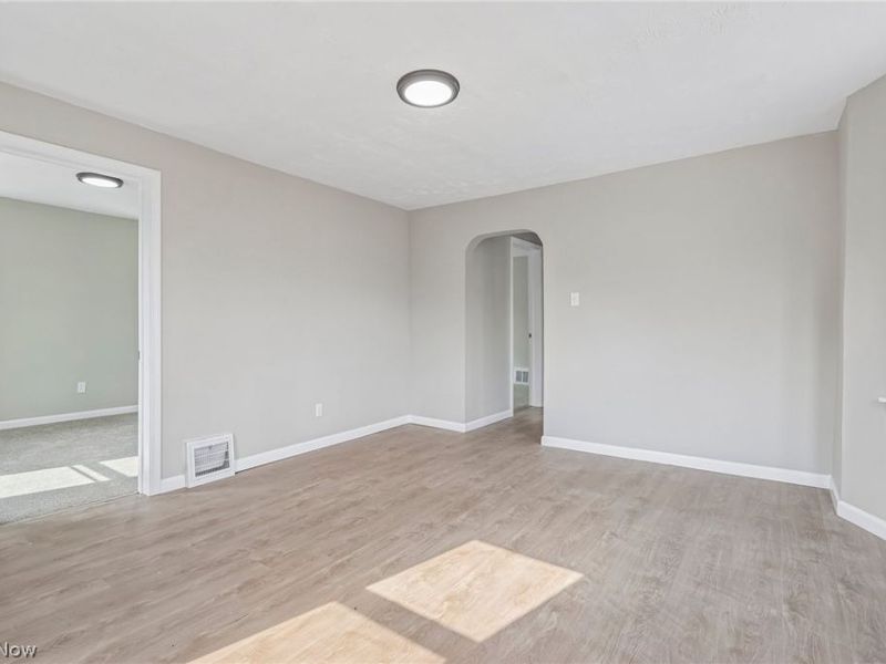 3535 Erin Avenue, Cleveland, OH 44113 Photo 29