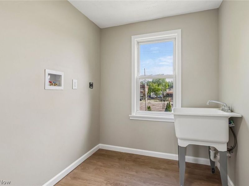 3535 Erin Avenue, Cleveland, OH 44113 Photo 38