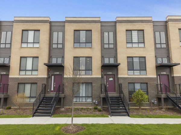 1294 Catalina Court , Schaumburg, IL 60173