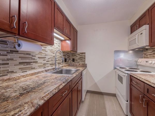 180 Main St, Unit F147, Bridgewater, MA 02324