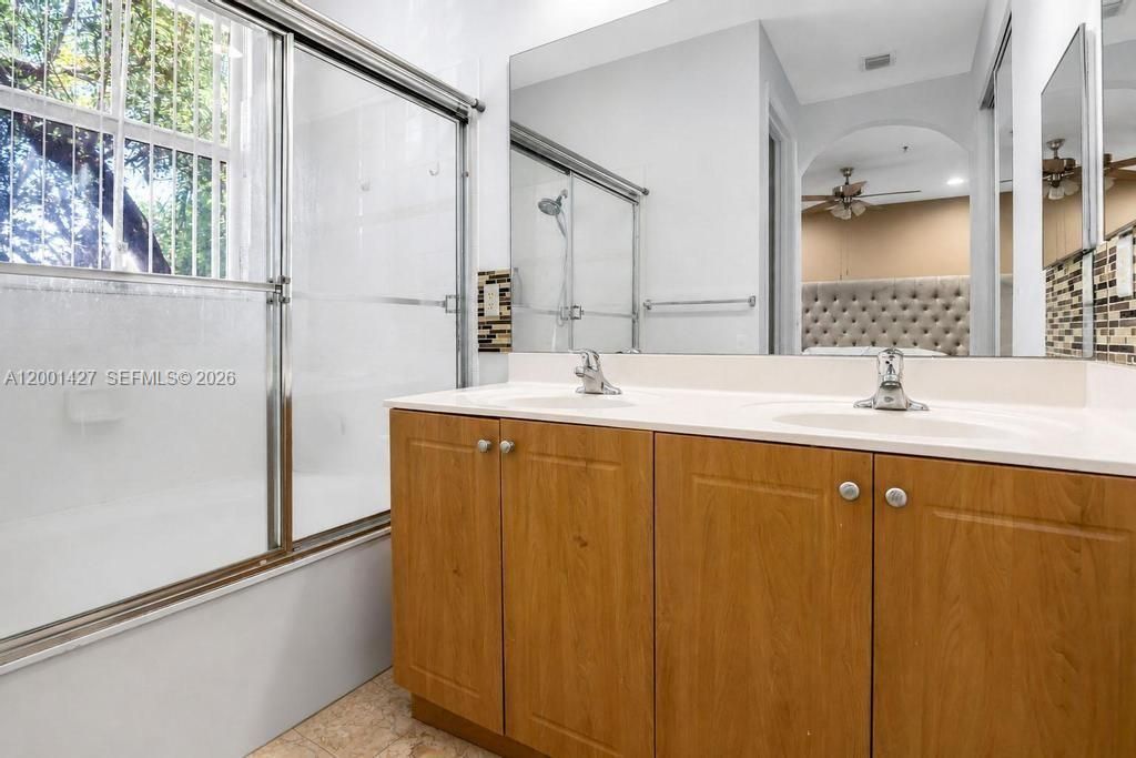 2851 W Prospect Rd , Unit 505, Tamarac, FL 33309 Photo