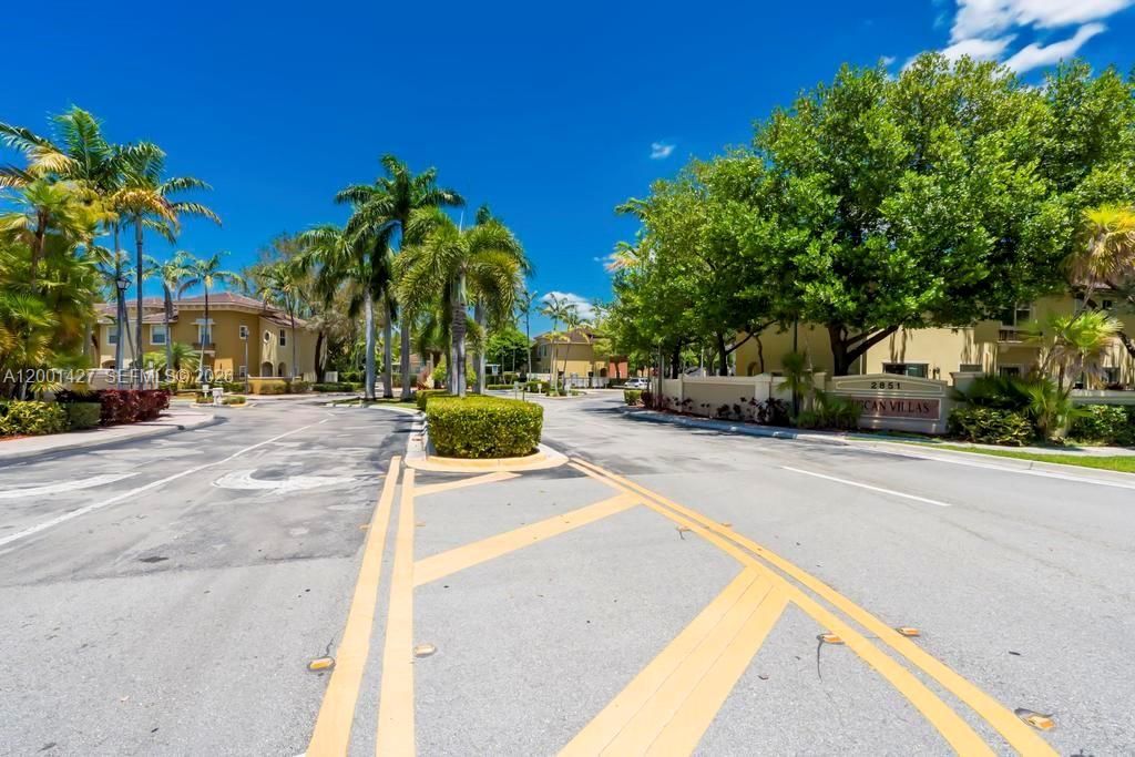 2851 W Prospect Rd , Unit 505, Tamarac, FL 33309 Photo