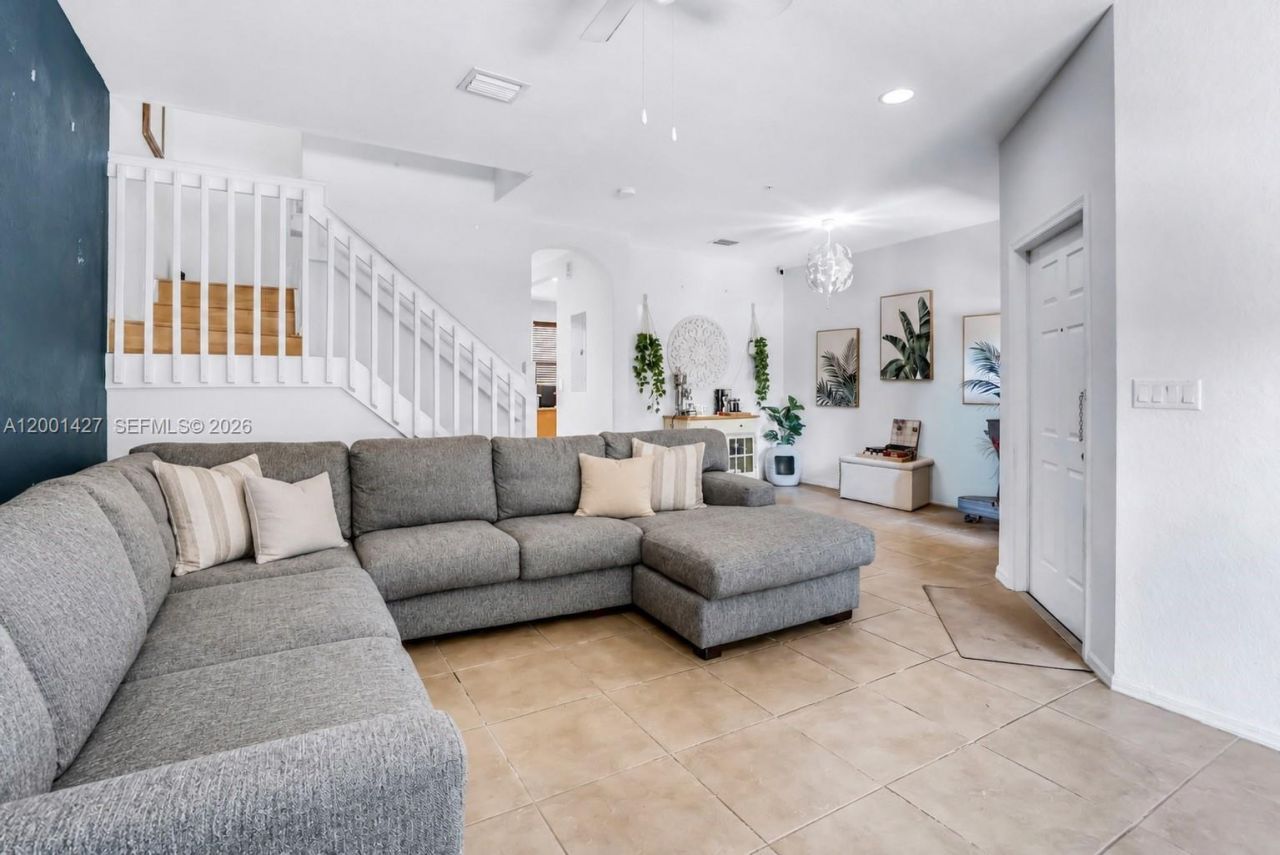 2851 W Prospect Rd , Unit 505, Tamarac, FL 33309 Photo
